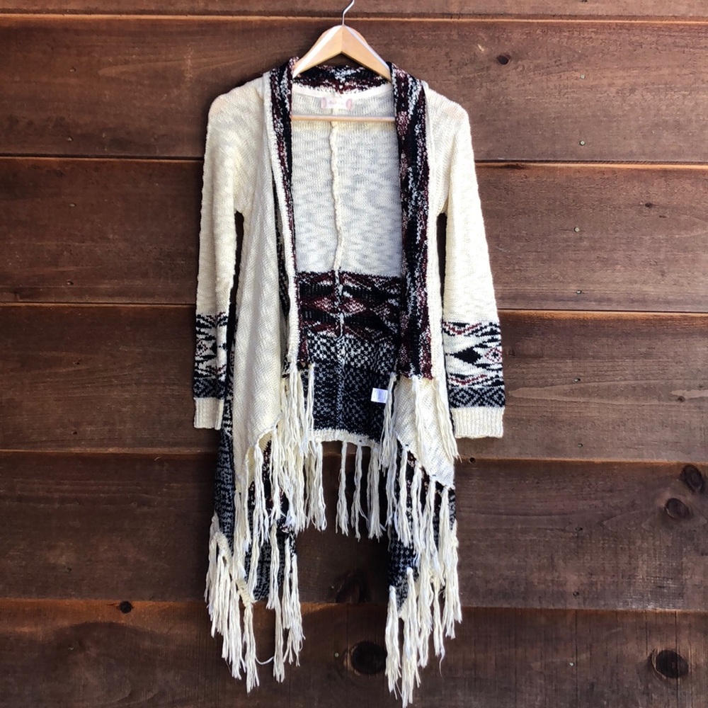 3/$30 NWOT ALTAR’D STATE sweater